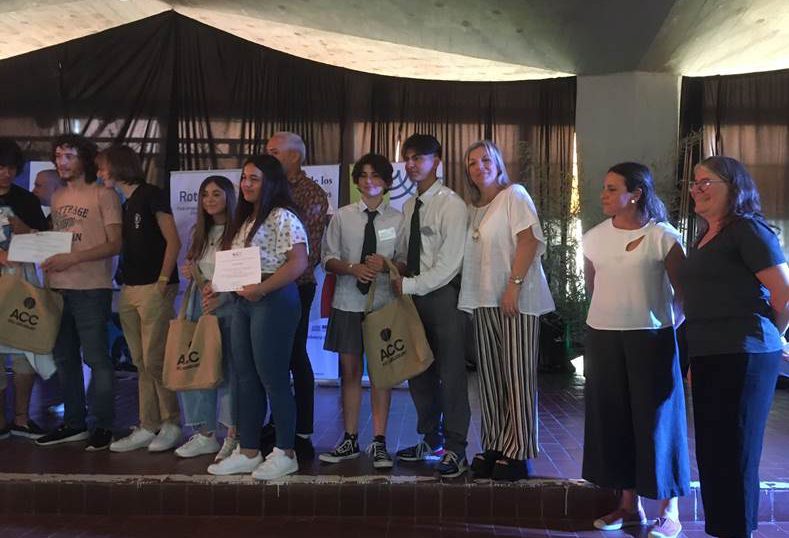 Reconocimiento especial a clubes de ciencia de Uruguay